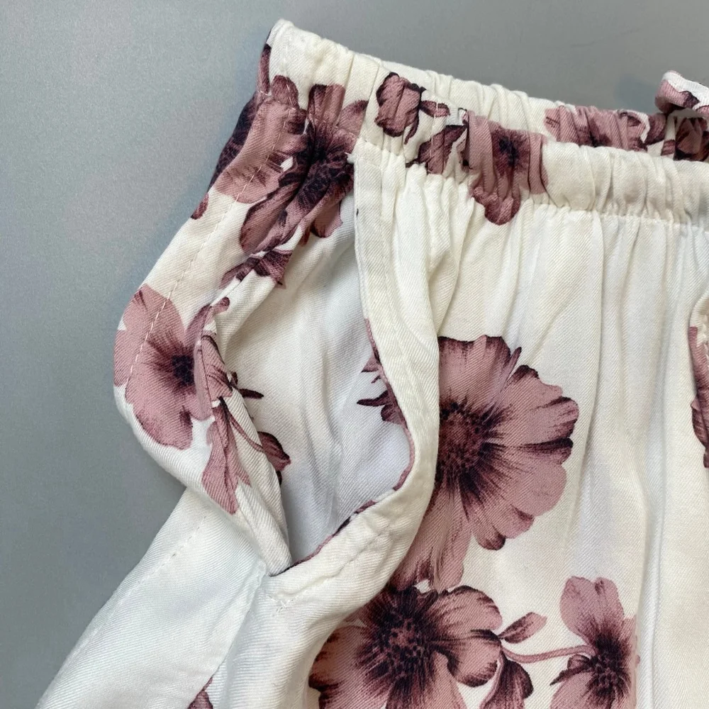 Brandy Melville Shorts White Pink Floral Print Italy Dollette Soft Girl Coquette - Picture 8 of 11